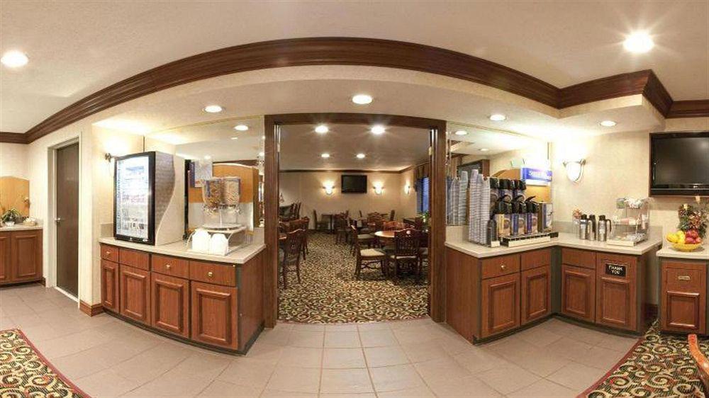 Holiday Inn Express Hotel Fort Campbell-Oak Grove By Ihg Eksteriør billede