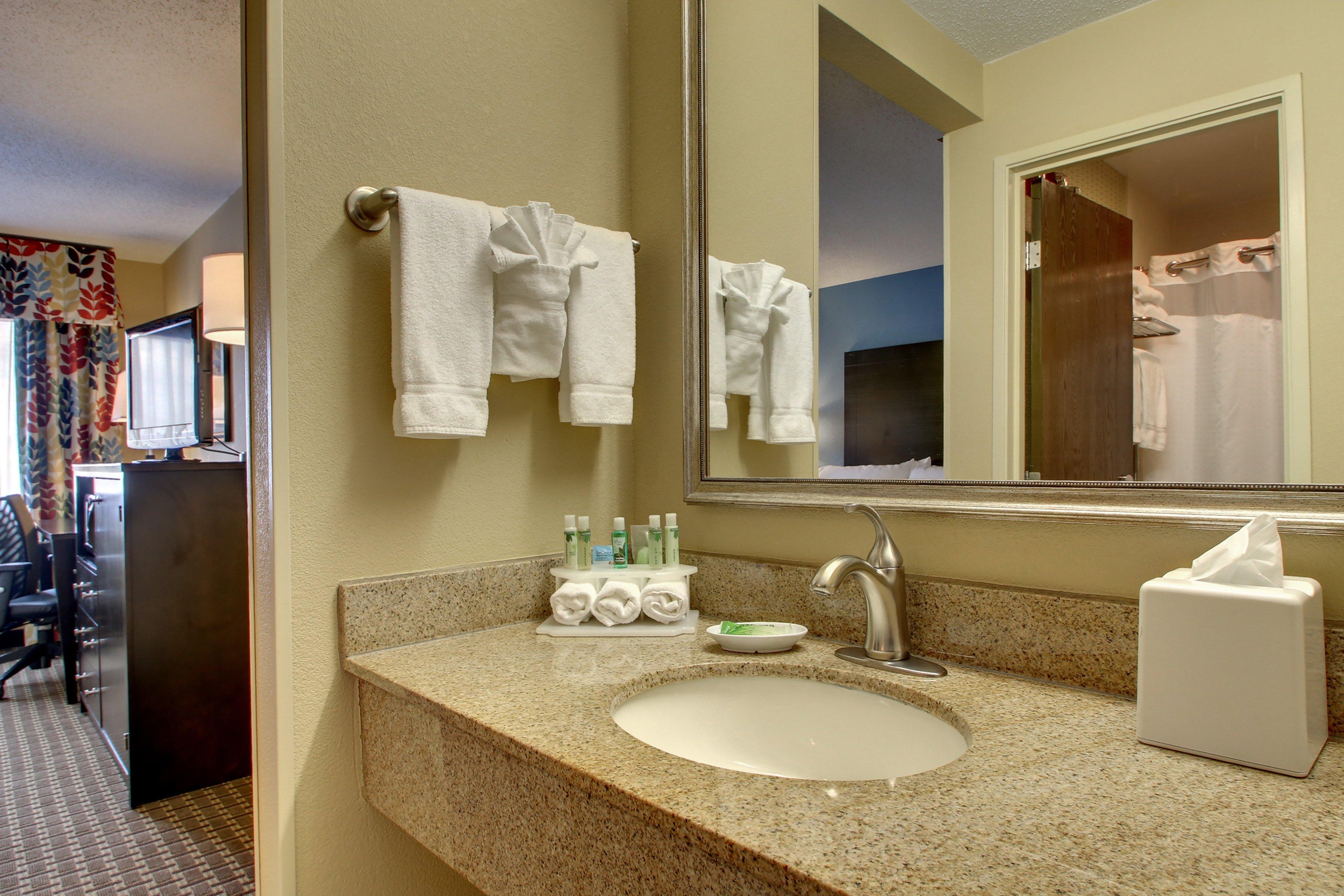 Holiday Inn Express Hotel Fort Campbell-Oak Grove By Ihg Eksteriør billede