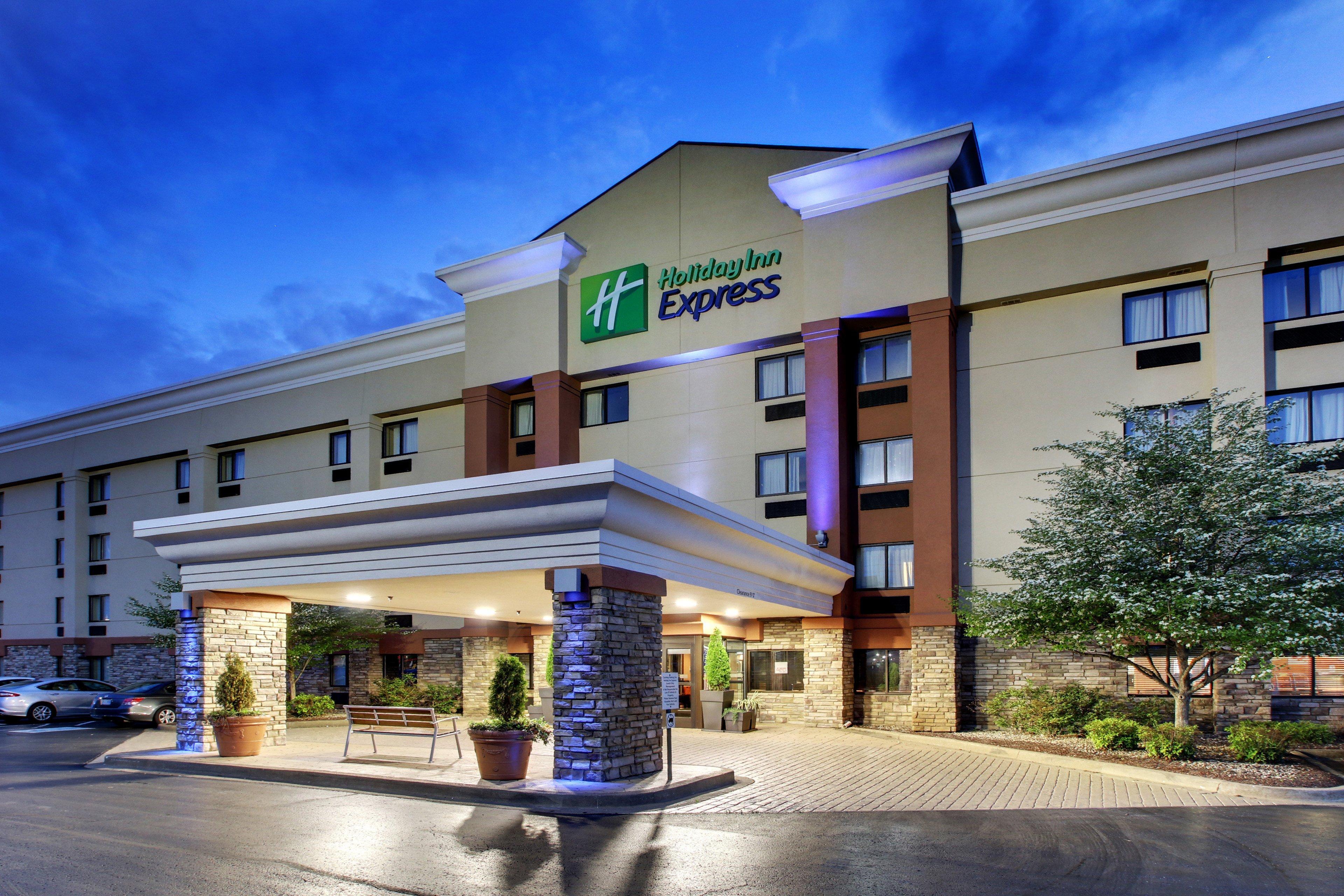 Holiday Inn Express Hotel Fort Campbell-Oak Grove By Ihg Eksteriør billede