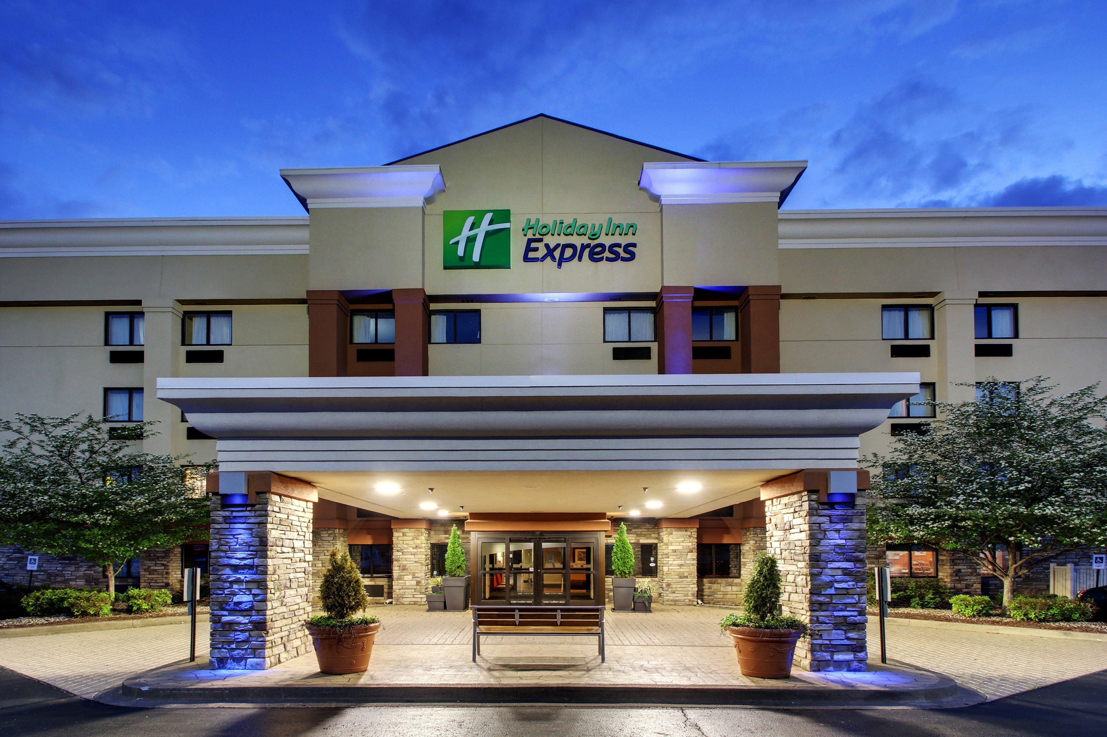 Holiday Inn Express Hotel Fort Campbell-Oak Grove By Ihg Eksteriør billede