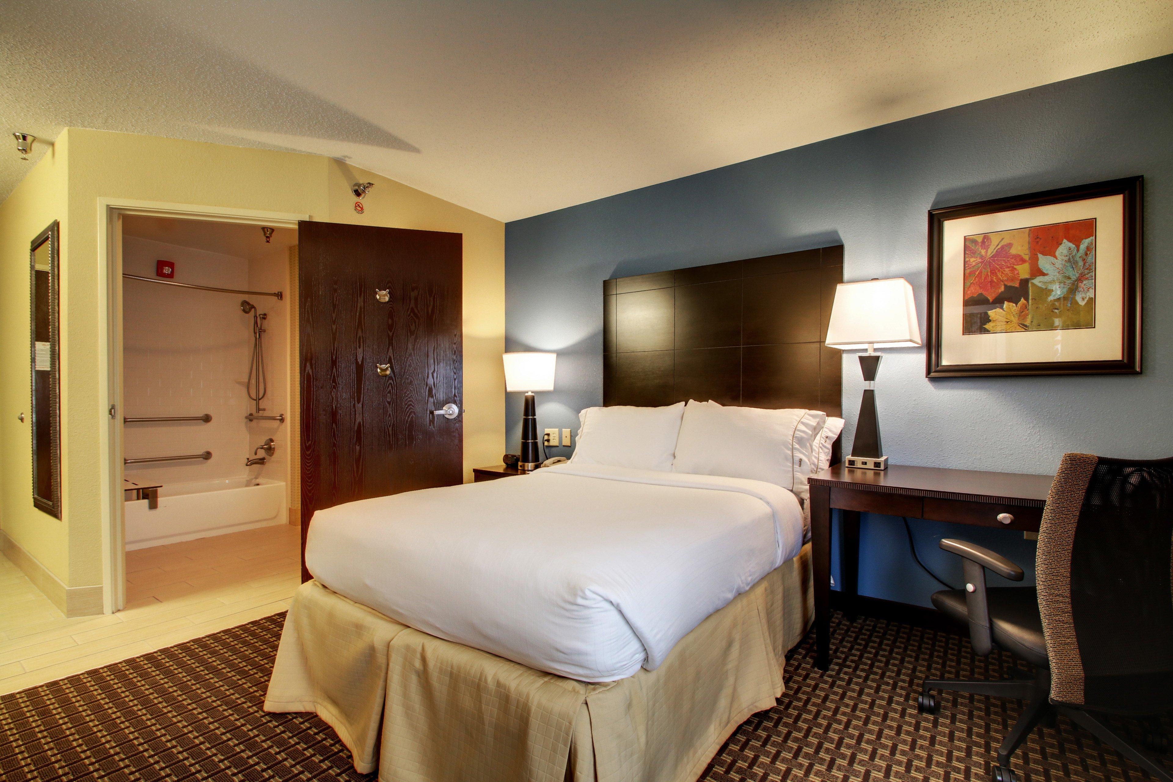 Holiday Inn Express Hotel Fort Campbell-Oak Grove By Ihg Eksteriør billede