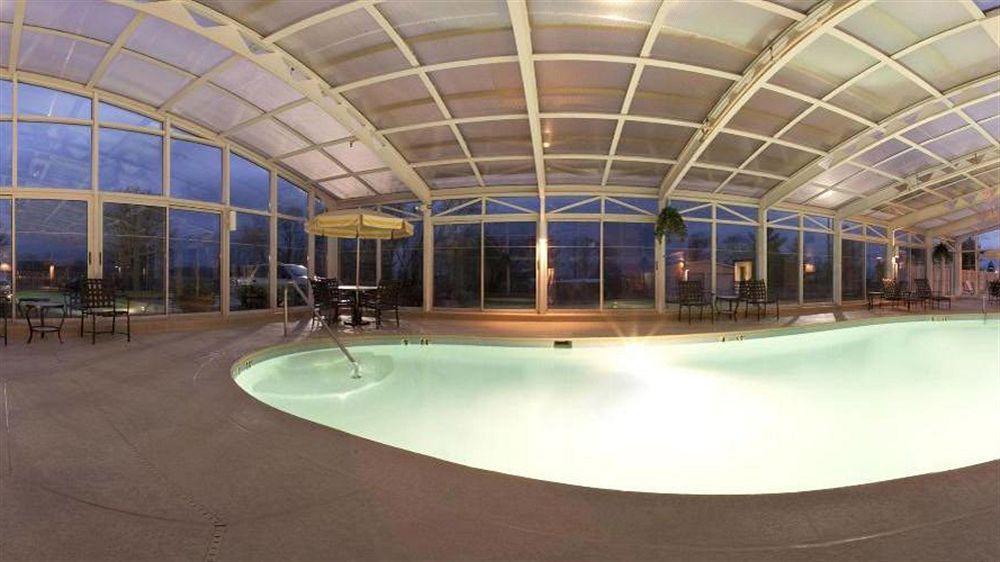 Holiday Inn Express Hotel Fort Campbell-Oak Grove By Ihg Eksteriør billede